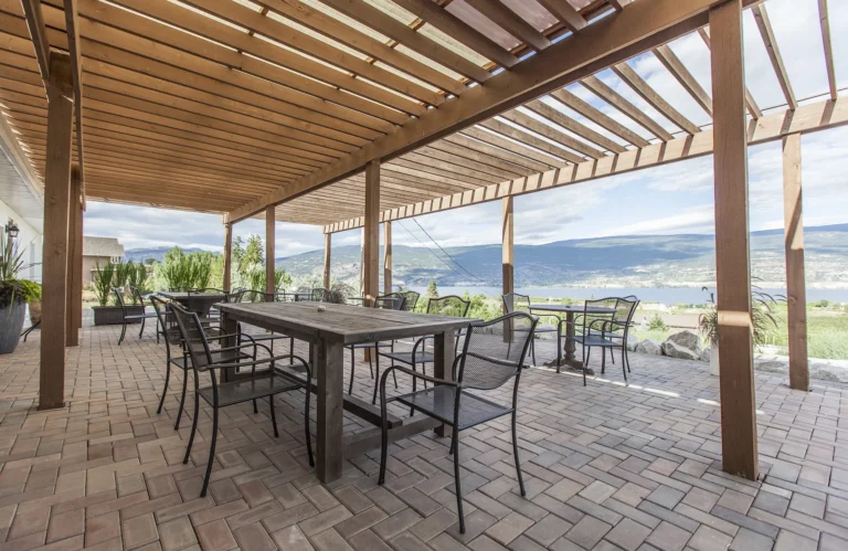 lunnessence-patio-IMG_8445-h